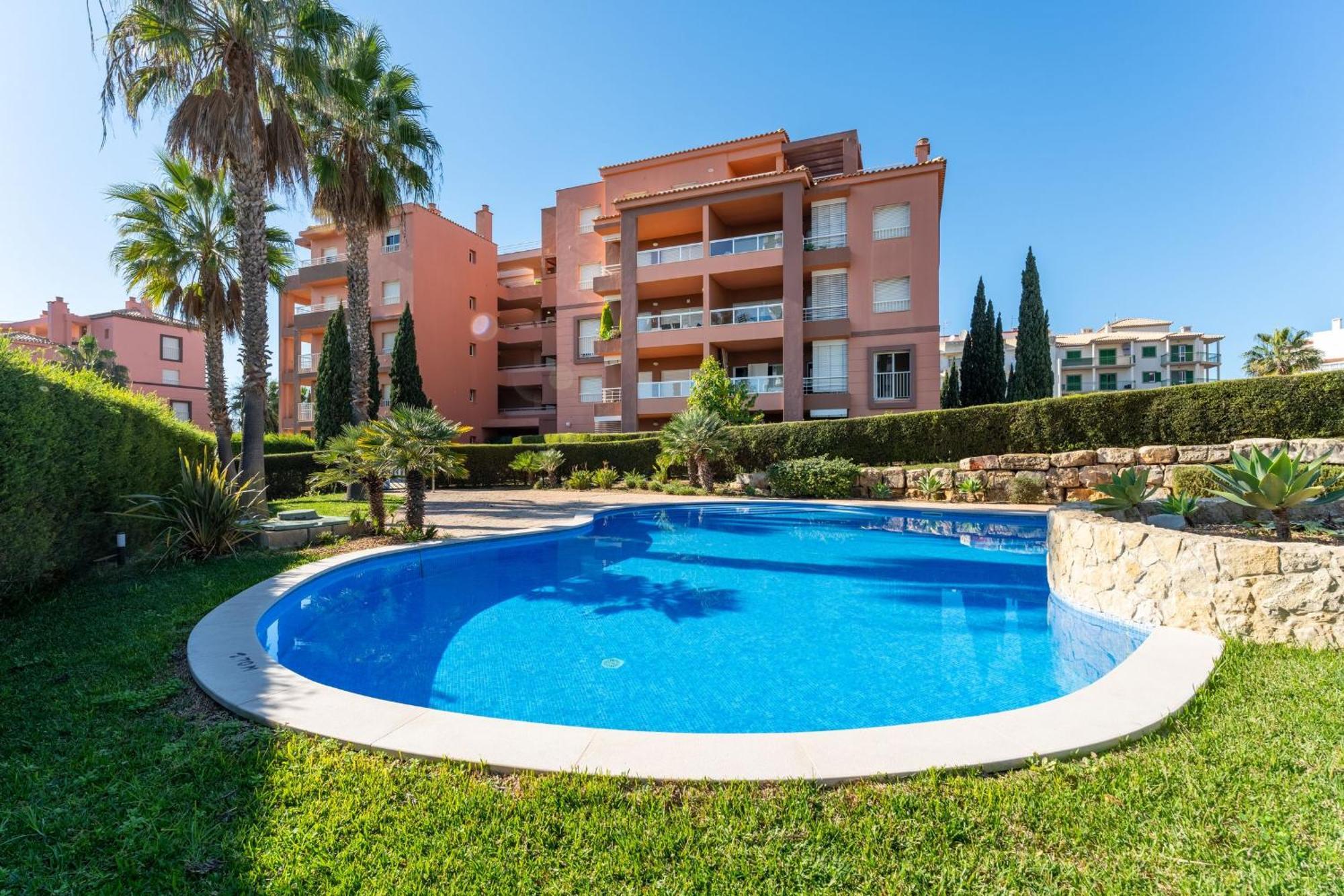 Serene Ocean 1 Bdr Apartment With Patio By Lovelystay Portimão Εξωτερικό φωτογραφία